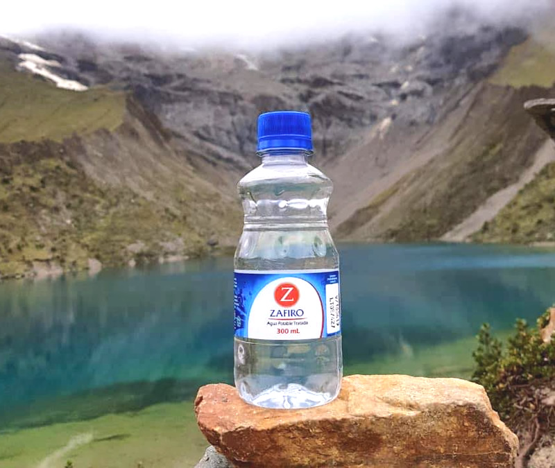 Agua tratada para consumo humano en Colombia - Agua Zafiro